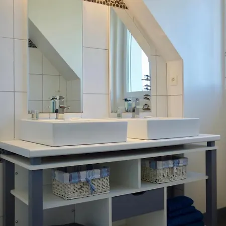 Pins * Barneville-Carteret